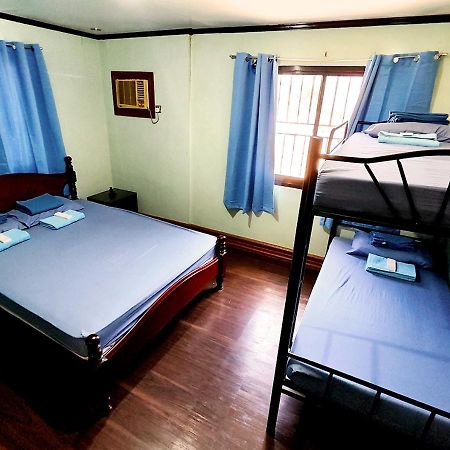 Leynes Taal Lake Resort And Hostel Tanauan  Exteriör bild