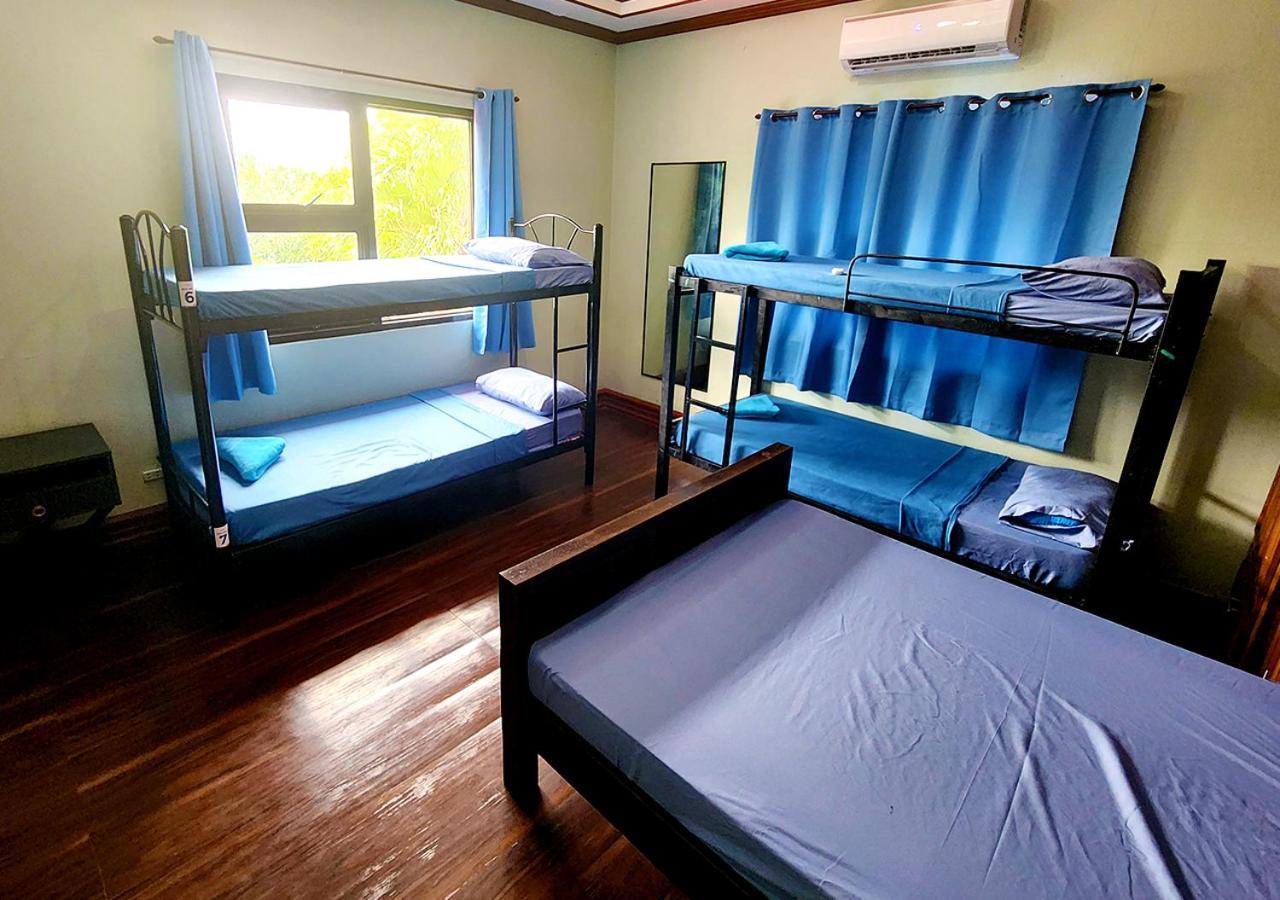 Leynes Taal Lake Resort And Hostel Tanauan  Exteriör bild