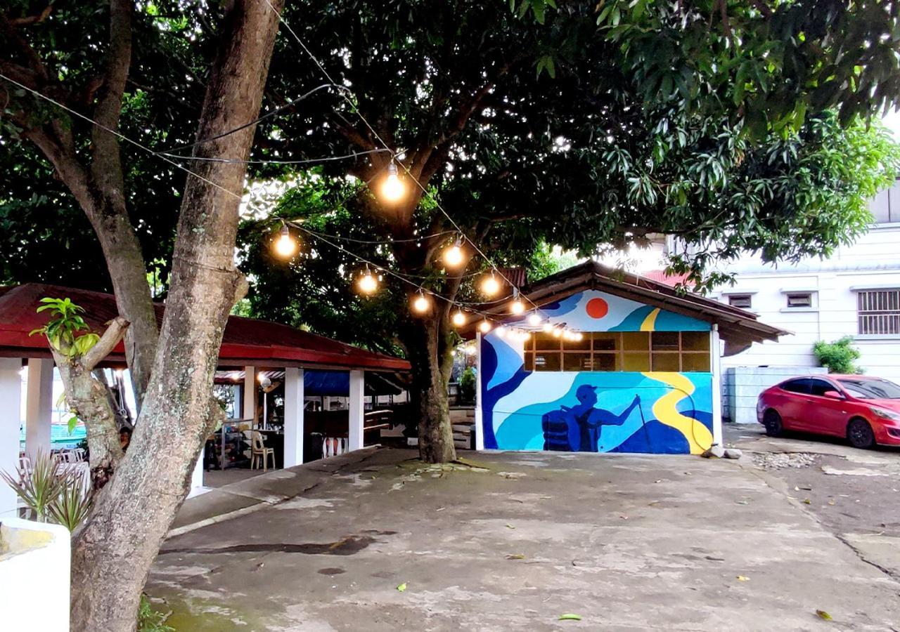 Leynes Taal Lake Resort And Hostel Tanauan  Exteriör bild